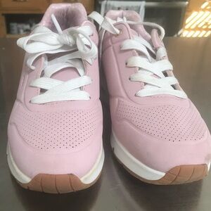 Skechers Pink Breathable Sneakers with Gum Outsole